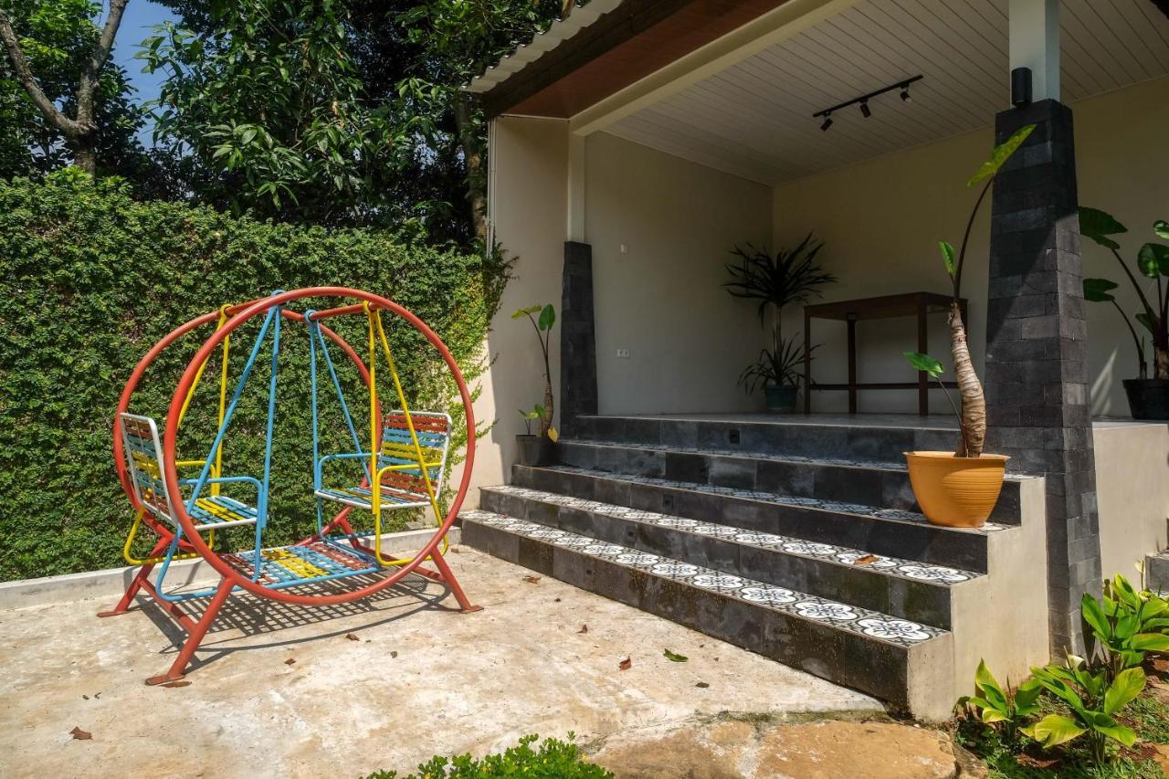 Sareh Villa By The Lavana Semarang Exterior foto