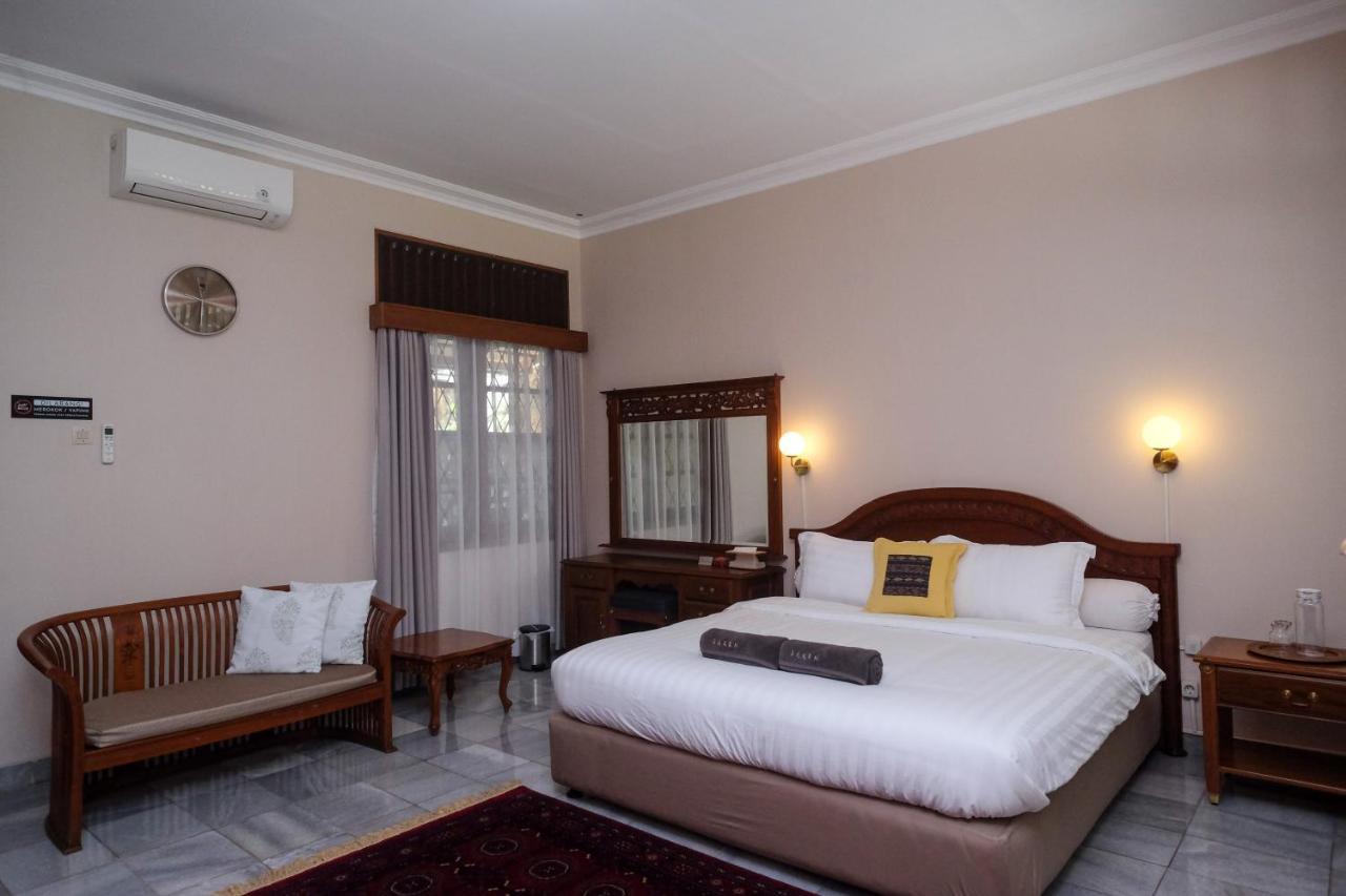Sareh Villa By The Lavana Semarang Exterior foto