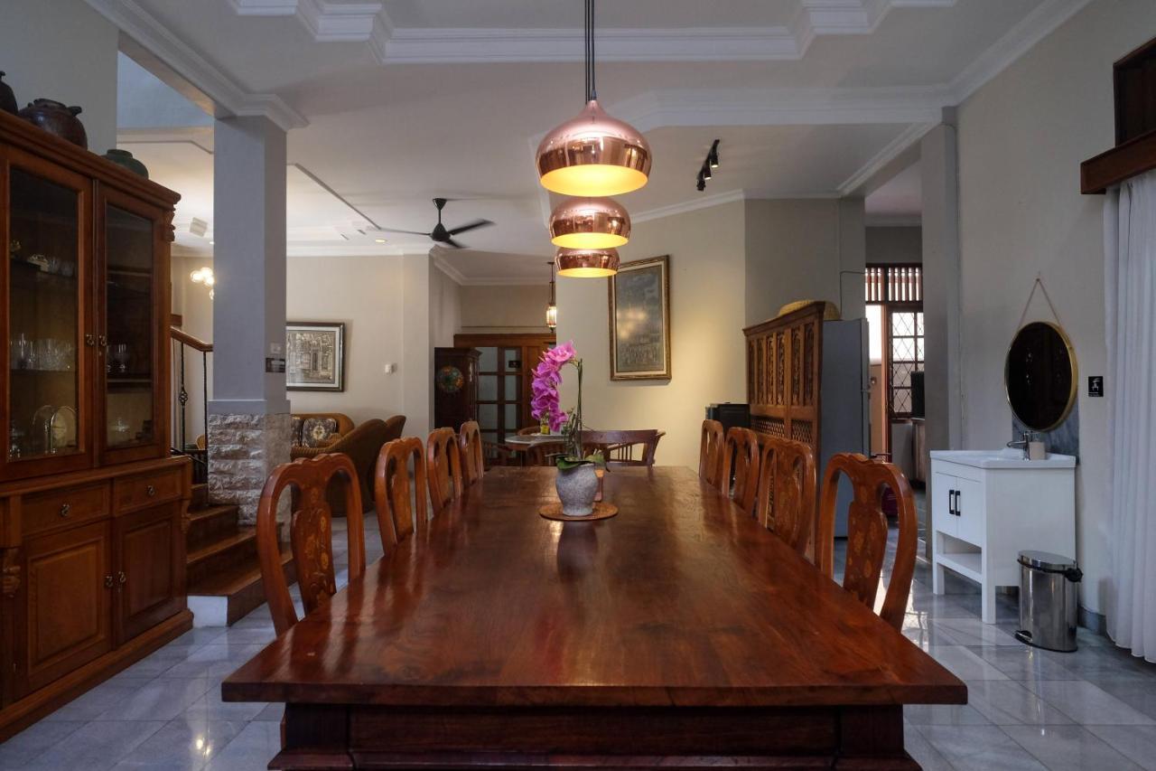 Sareh Villa By The Lavana Semarang Exterior foto